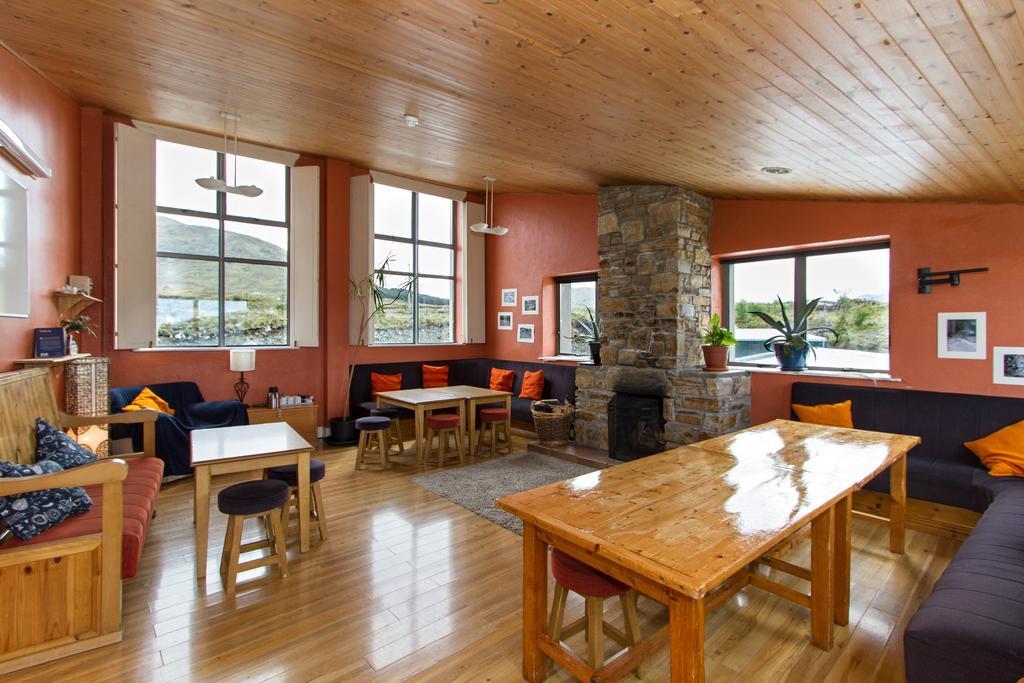 Killary Adventure Centre Hotell Leenaun Eksteriør bilde