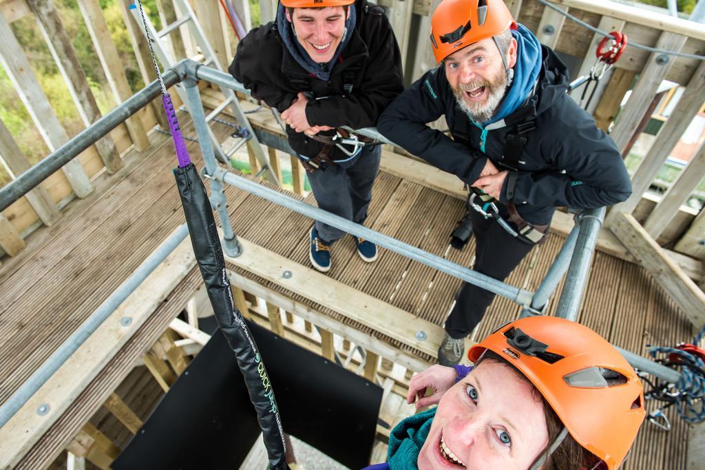 Killary Adventure Centre Hotell Leenaun Eksteriør bilde